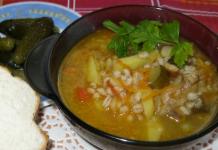 How to cook rassolnik with barley and pickles - a classic recipe using beef broth with step-by-step photos