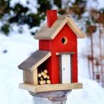 Birdhouses in the country or how to decorate the garden for the arrival of guests
