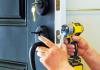 Repair of door handles of interior doors How to repair door handles