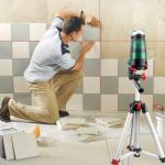 Poradie kladenia dlaždíc v kúpeľni: podlaha alebo steny